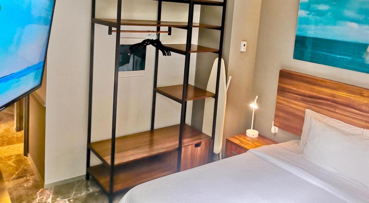 Singular Joy Vacation Rentals بلايا ديل كارمن المظهر الخارجي الصورة